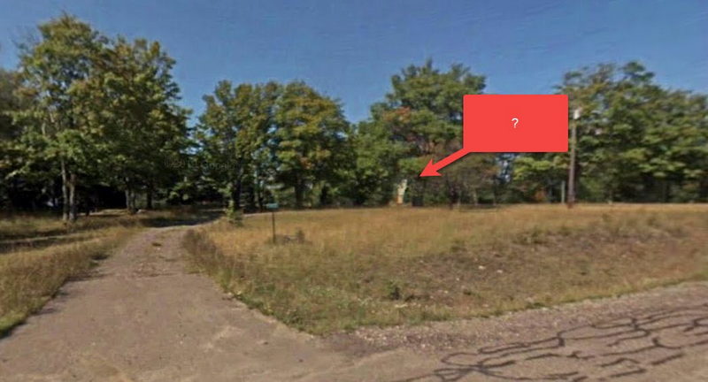 Skyway Court Bar - 2009 Street View (newer photo)